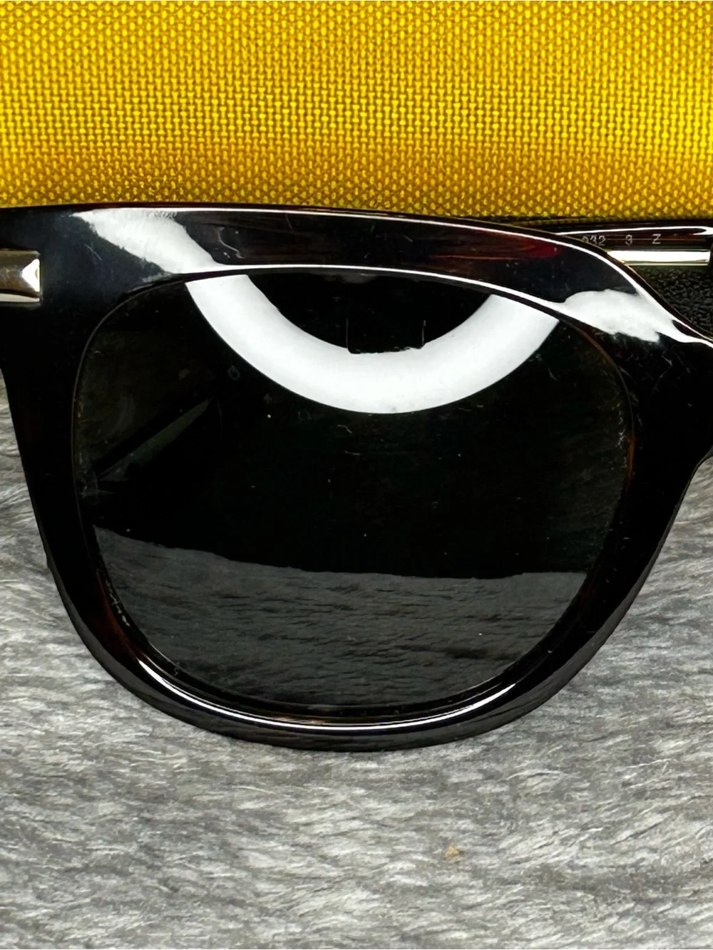 POLAROID PLD6180S Sunglasses Size 58mm with Yellow Case